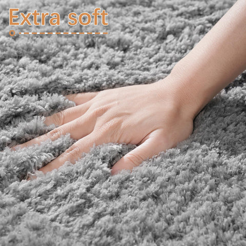 LOCHAS non-slip rubber backing prevents shifting on bathroom floors