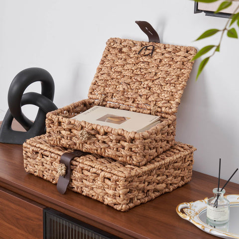 LOHONER decorative box on coffee table adds texture