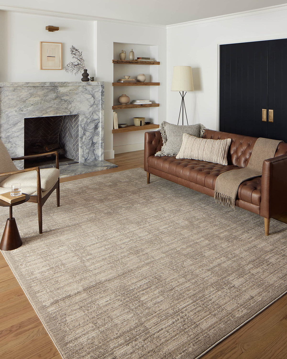 Loloi Darby rug Pebble/Sand front view showing soft ribbed texture for living rooms