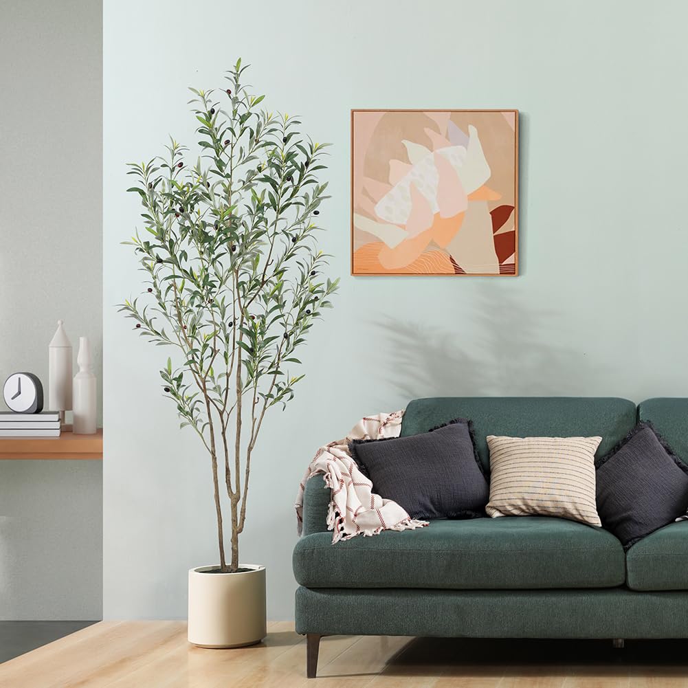 LOMANTO tool-less assembly olive tree enables quick setup.