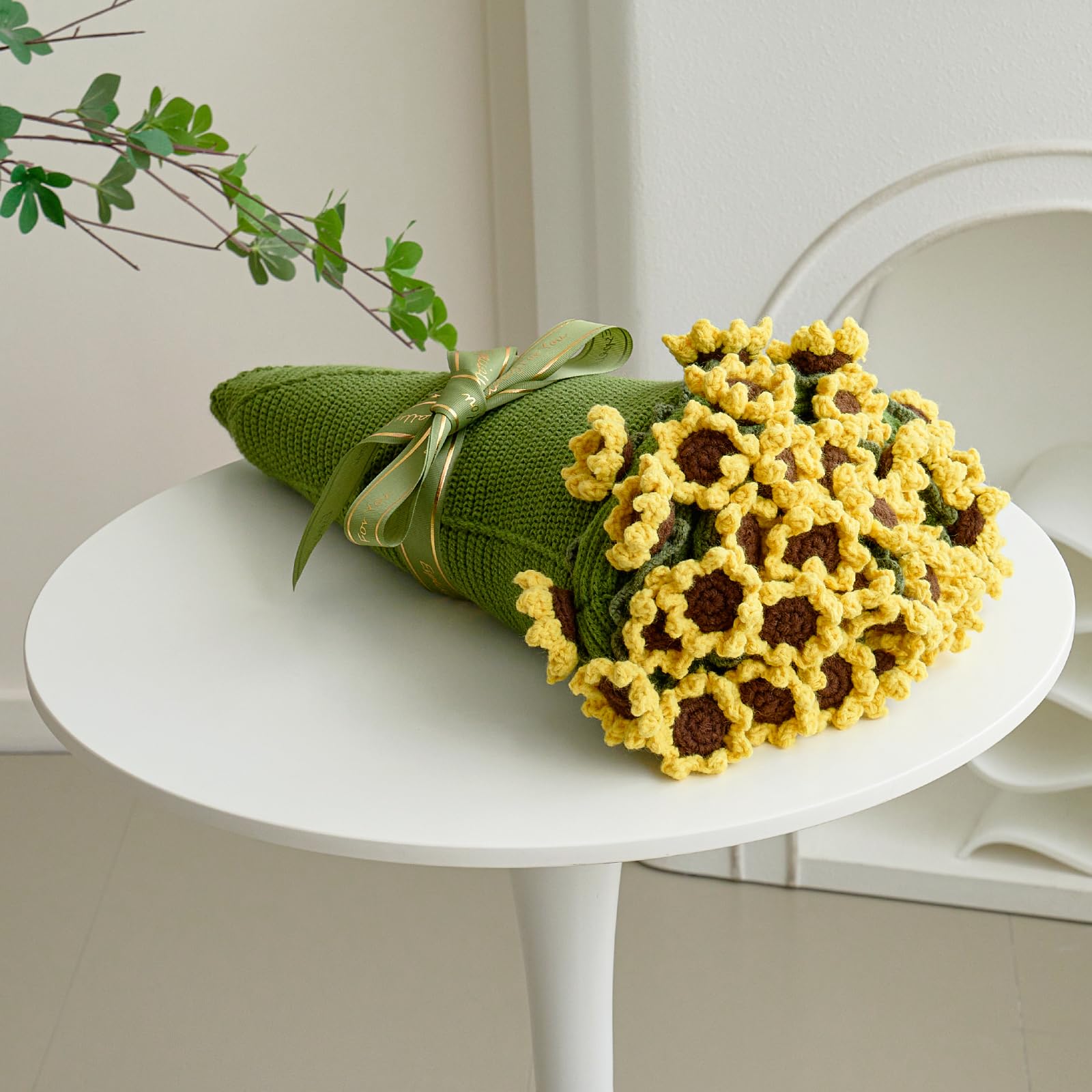 Longhui Bedding crochet flower bouquet throw brightens sofas with cozy texture.
