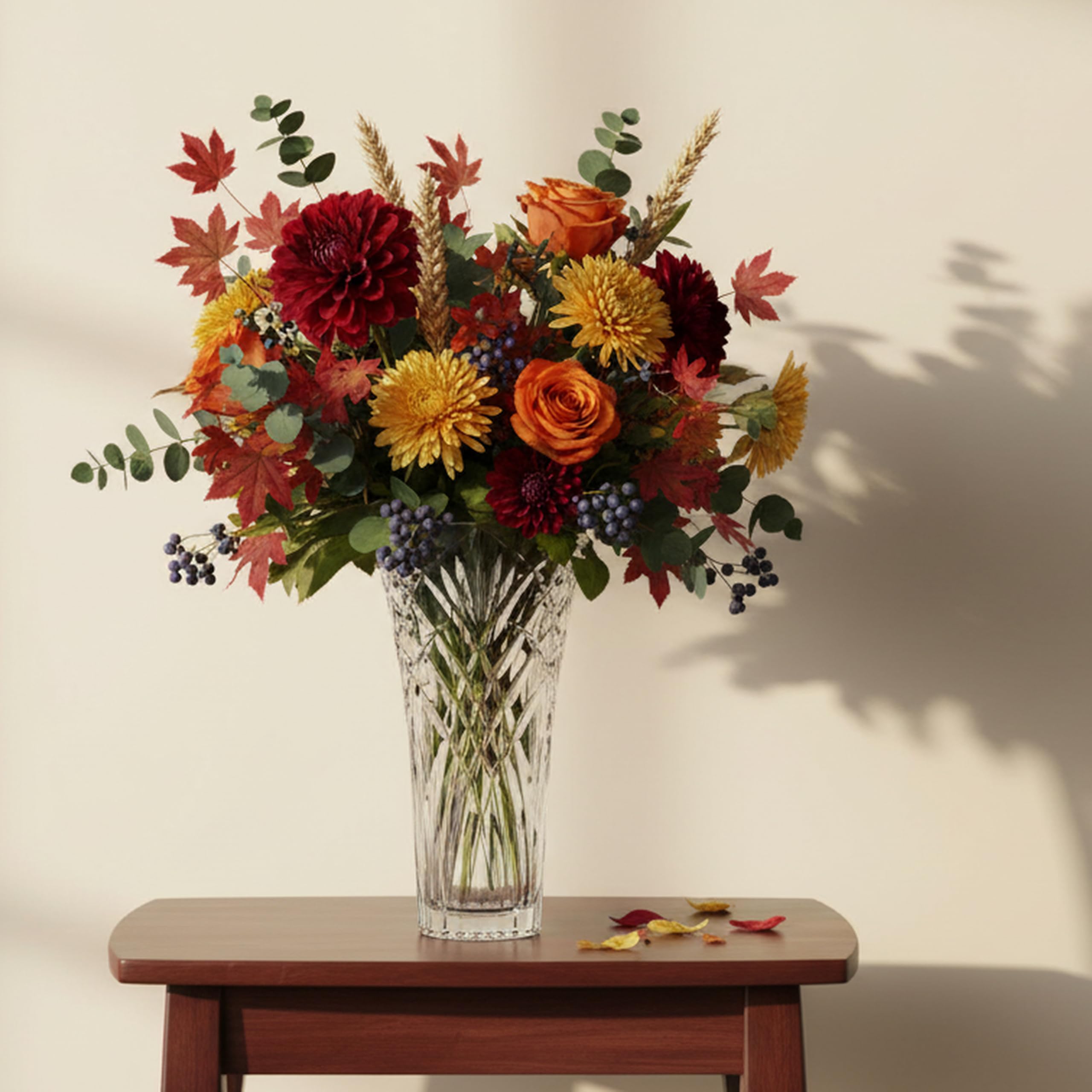 Lorren Home Trends Melodia vase, made in Italy, showcases refined craftsmanship.