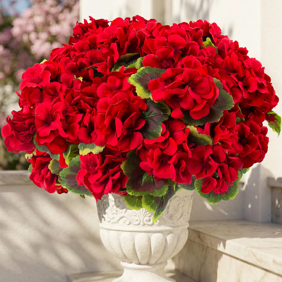 Lovemoon outdoor artificial geranium plant with lifelike texture for outdoor displays.
