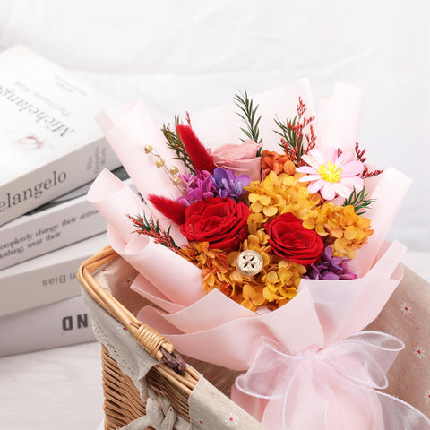 Lovenfold Valentines preserved flowers for a timeless romantic gift.