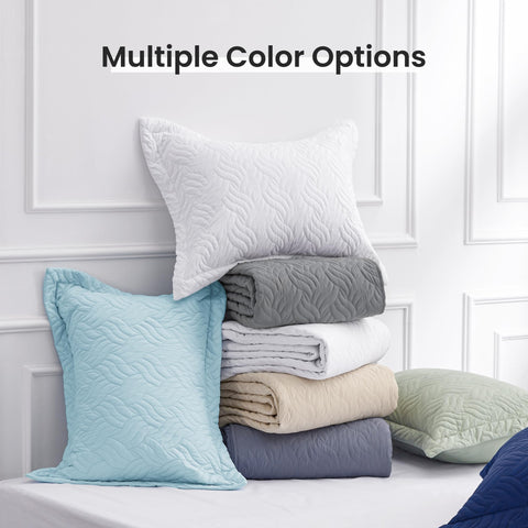Love's cabin 3-piece queen quilt set fits a queen bed.