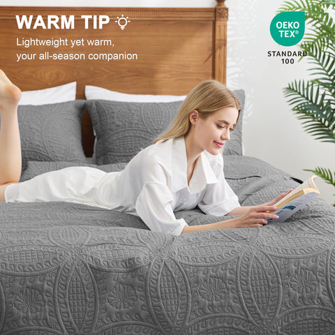 Love's cabin 3-piece quilt set includes quilt and two shams, ready to style.