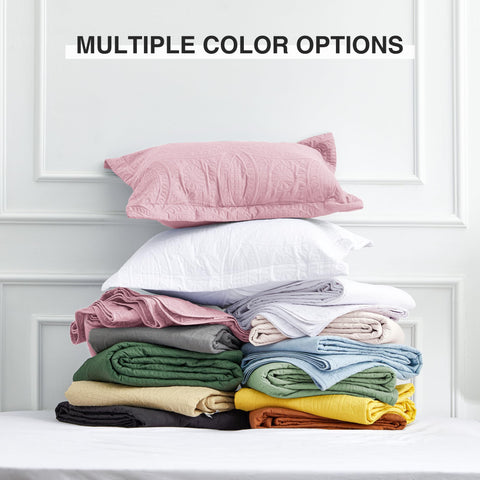 Love's cabin durable quilt set ready for daily use with pets