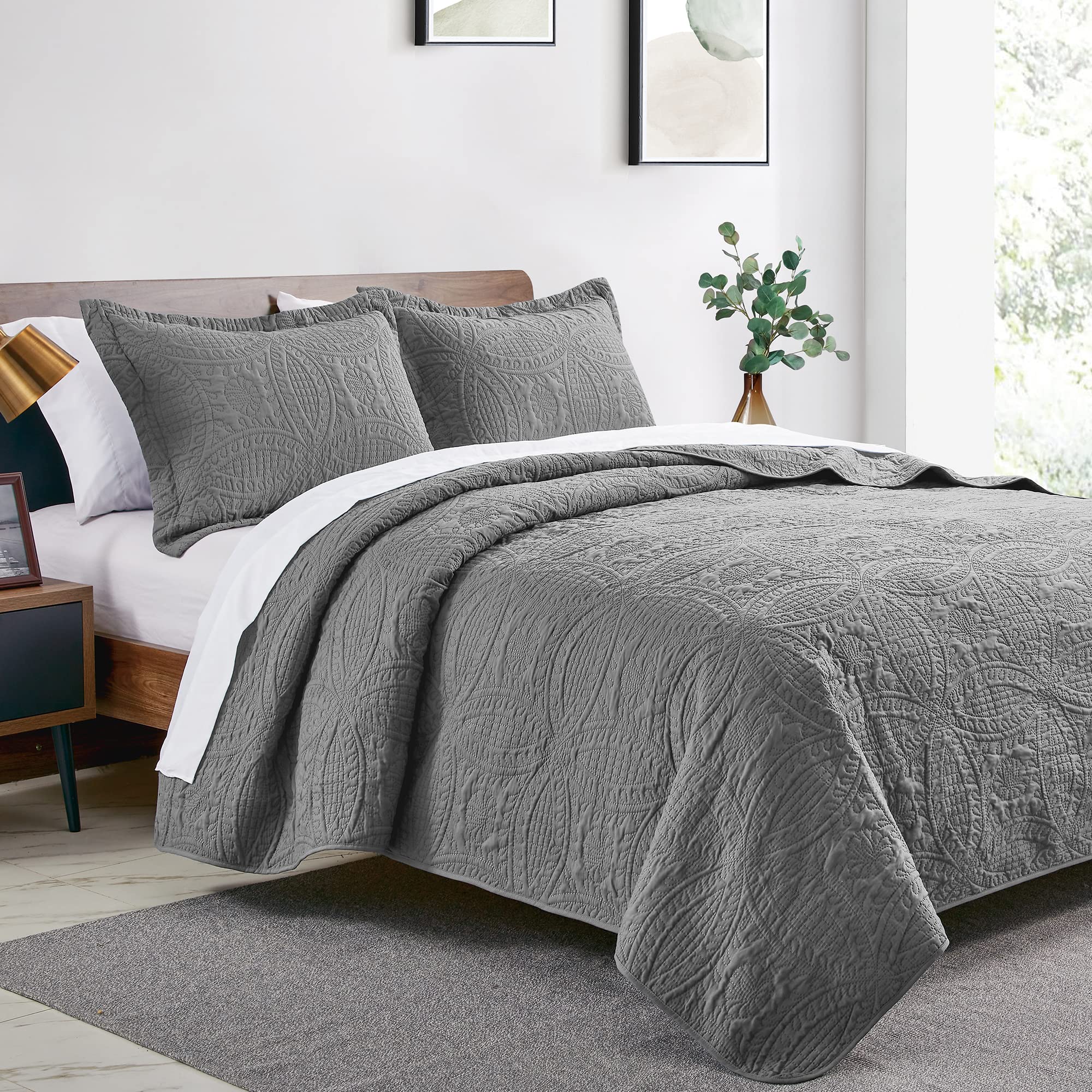 Love's cabin full-queen quilt with two shams ready to refresh space