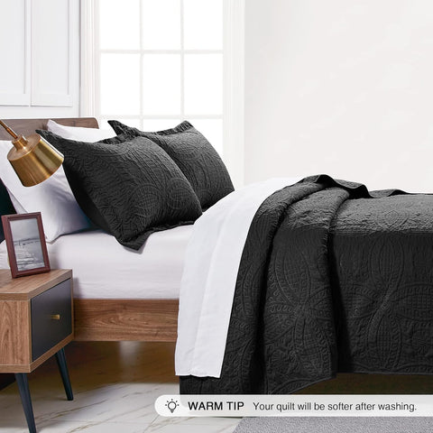 Lightweight bedspread by Love's cabin ideal for summer layering