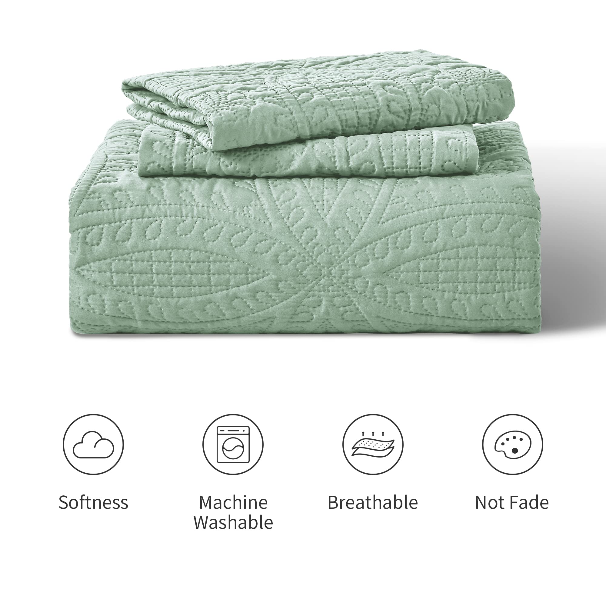 Love's cabin lightweight coverlet provides comfy coverage during warmer nights.