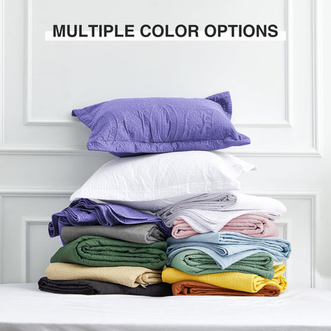 Love's cabin easy-care design suits families with kids or pets.