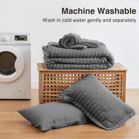 Love's cabin care image shows machine-washable care for easy maintenance