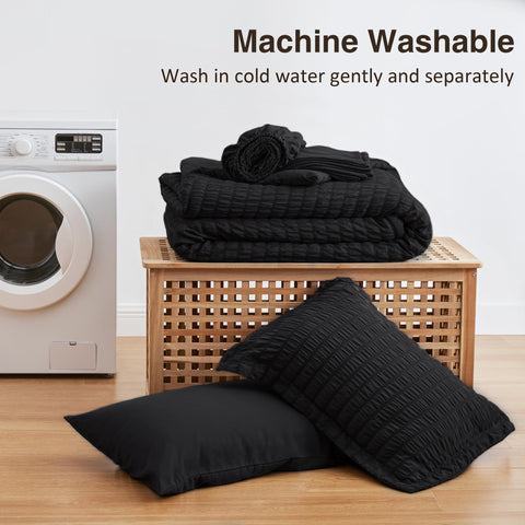 Care guide for Love's cabin seersucker twin comforter and easy washing.