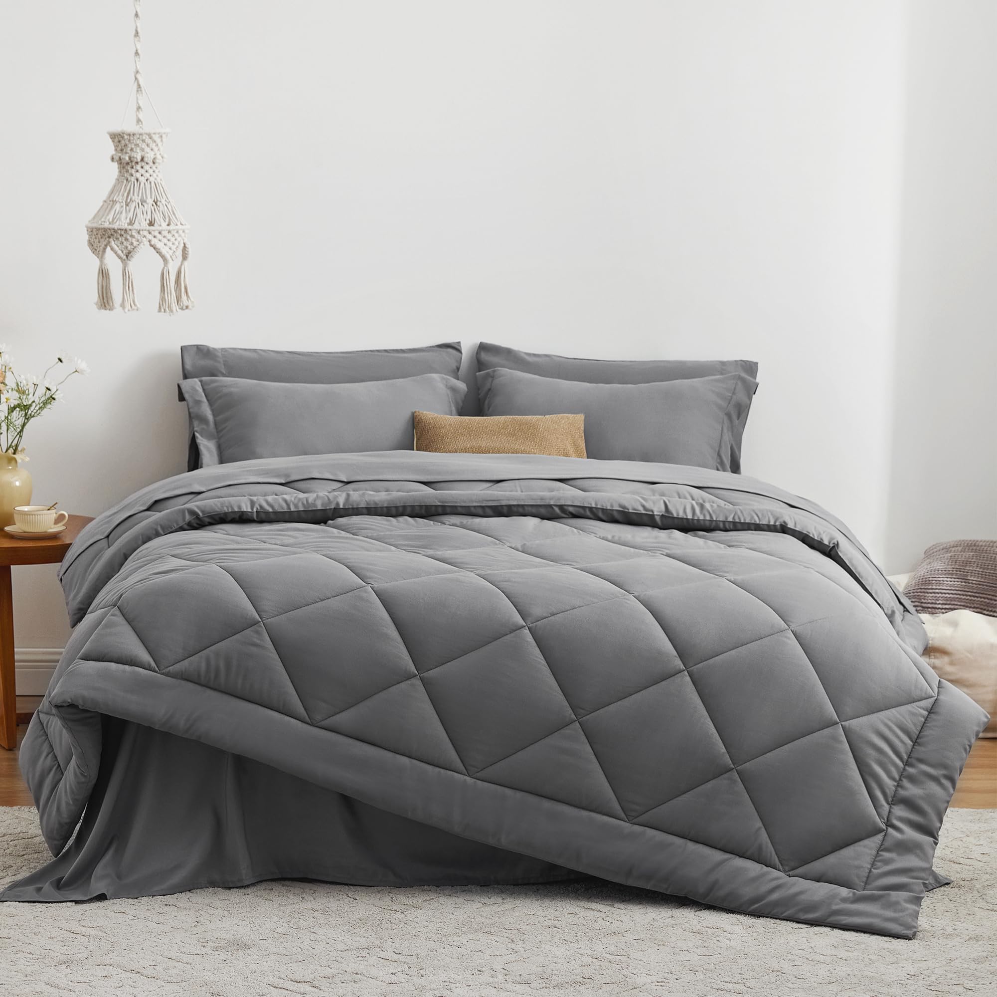 Love's cabin twin comforter grey box stitch design prevents filling shifting.