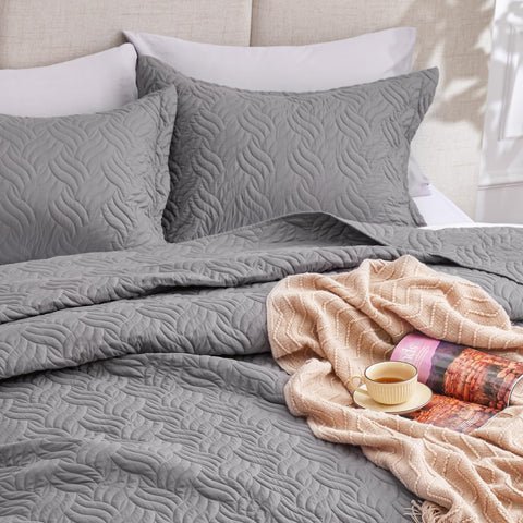 Love's cabin ultrasonic pressing technology reduces unraveling in washes