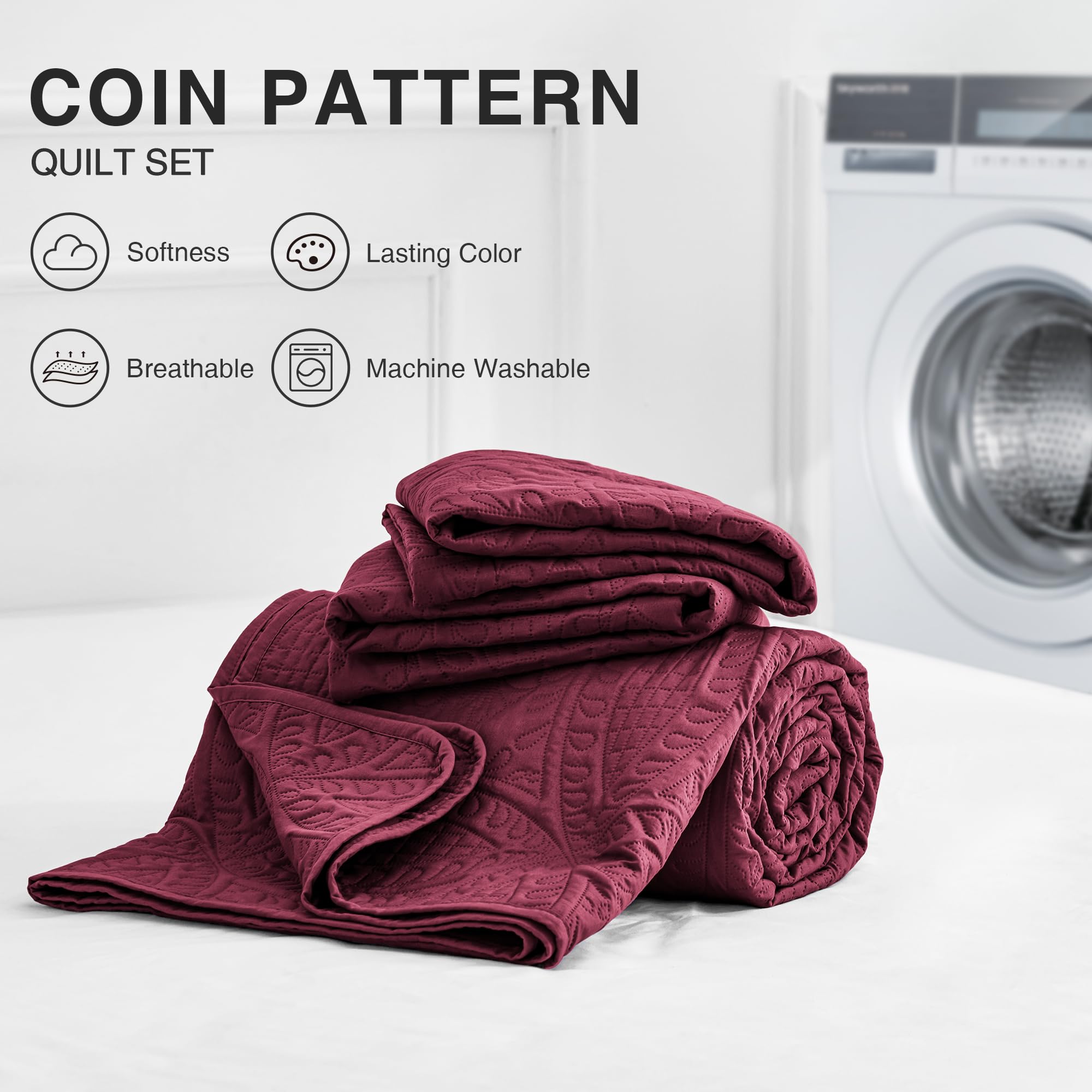 Love's cabin year-round bedspread fits bedrooms, guest rooms, and vacation homes.