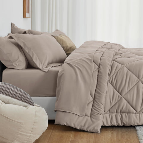 Love's cabin comforter with box stitching prevents fill shifting during the night.