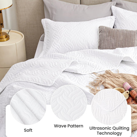 Love's cabin soft polyester quilt offering durability with everyday softness.