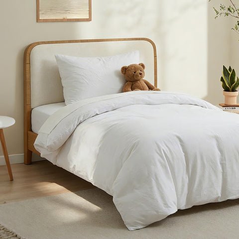 LOVQUE linen-like texture close-up highlights tactile, airy feel.