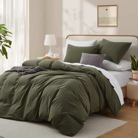 LOVQUE duvet cover with secure zipper closure to keep insert in place.
