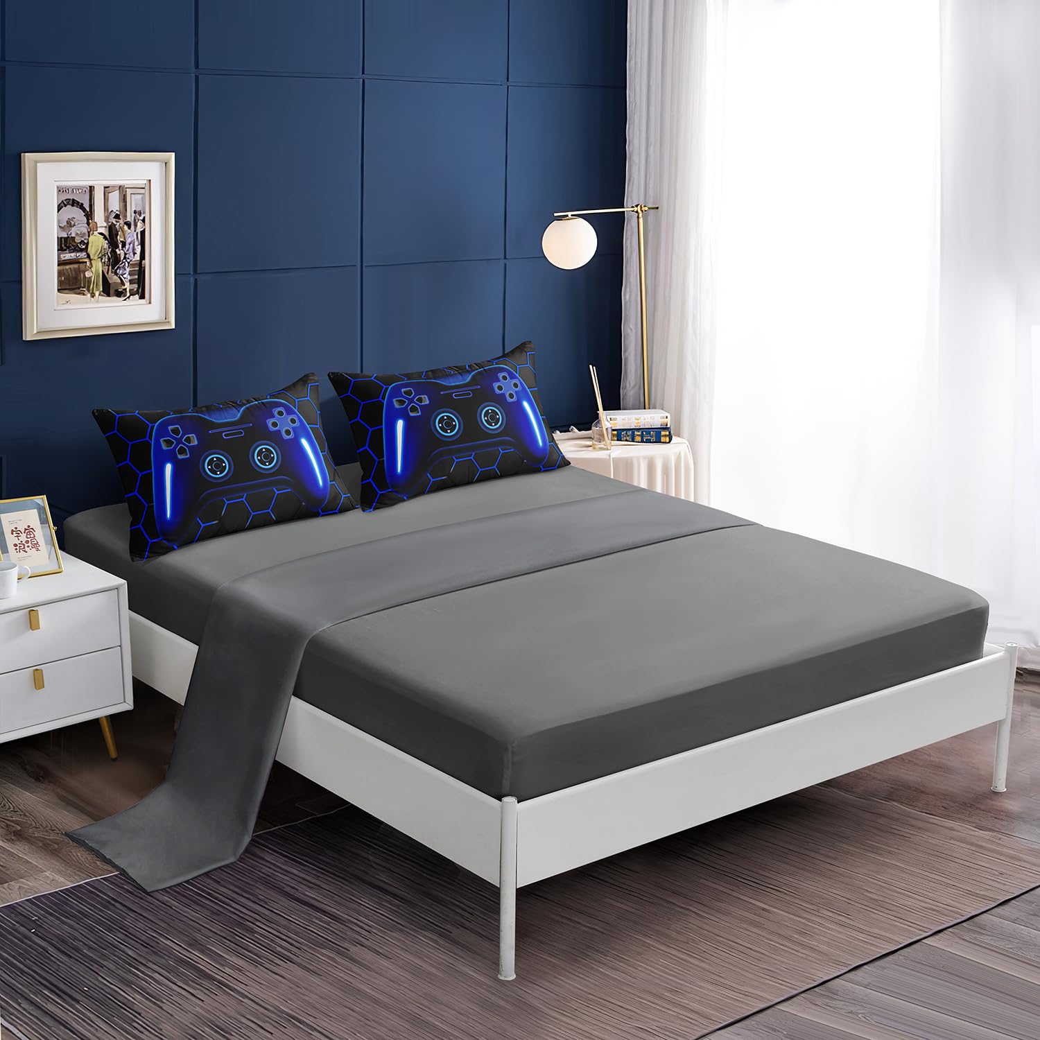 LRIS Bedding gamer twin flat sheet layout showcases generous size for easy bedmaking