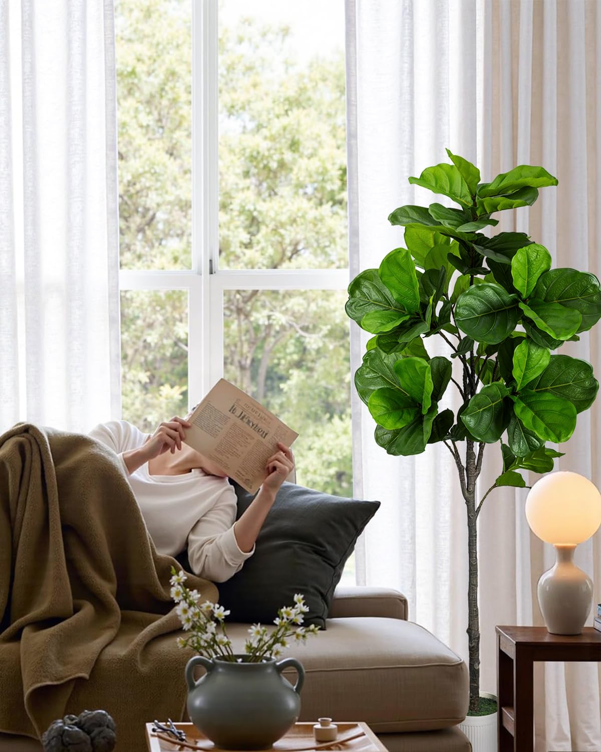 LuceAlberi housewarming gift idea adds style to new homes.