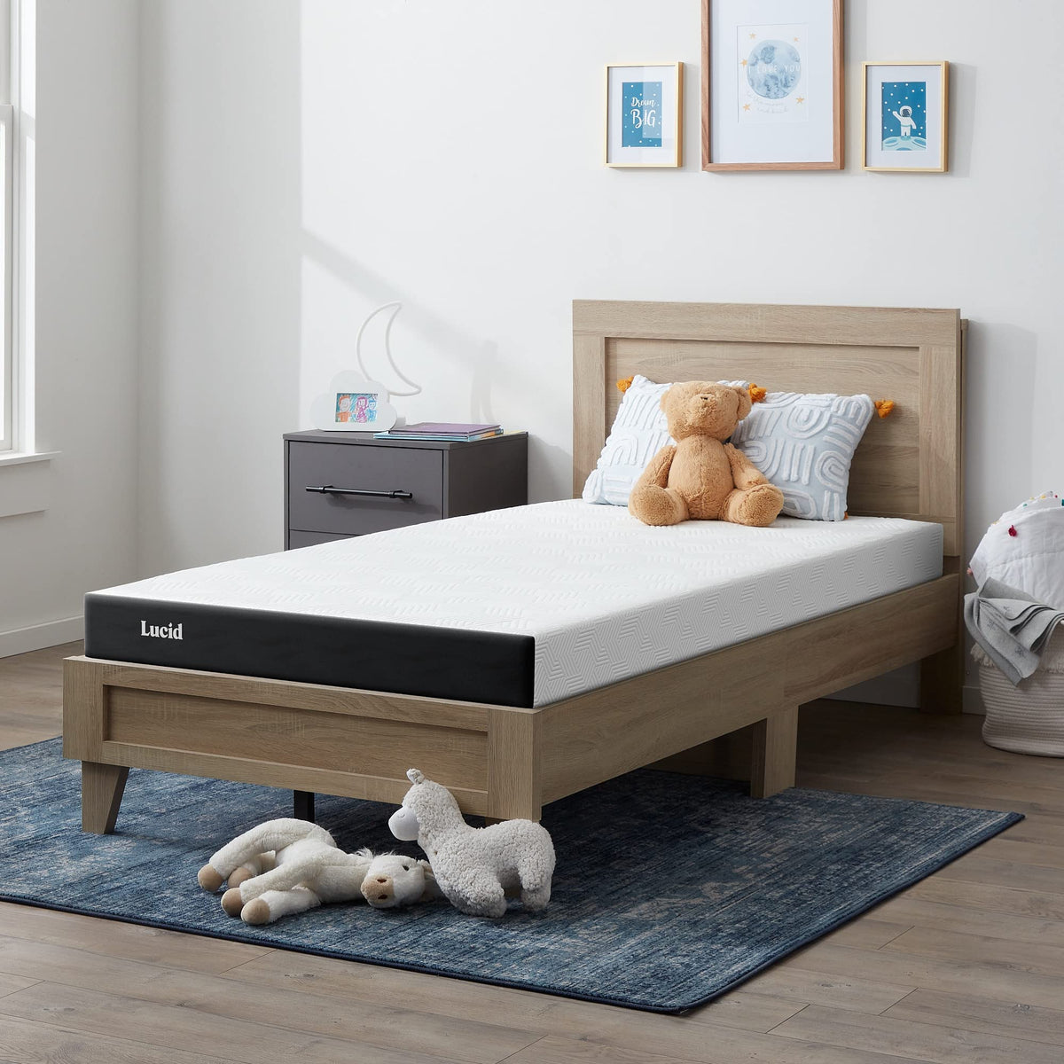 LUCID 5 inch mattress unboxed and expanding for quick setup in a warm room
