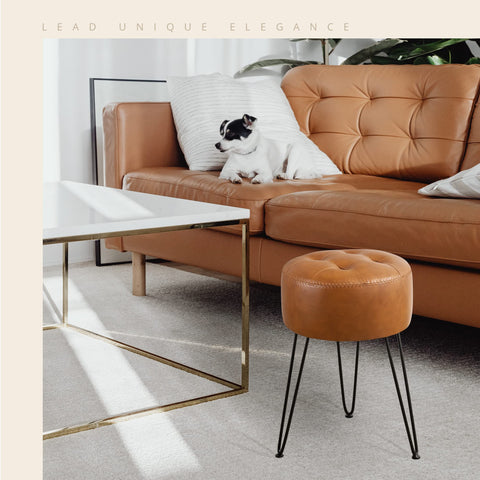 LUE BONA tufted seat delivers comfortable seating during beauty routines.