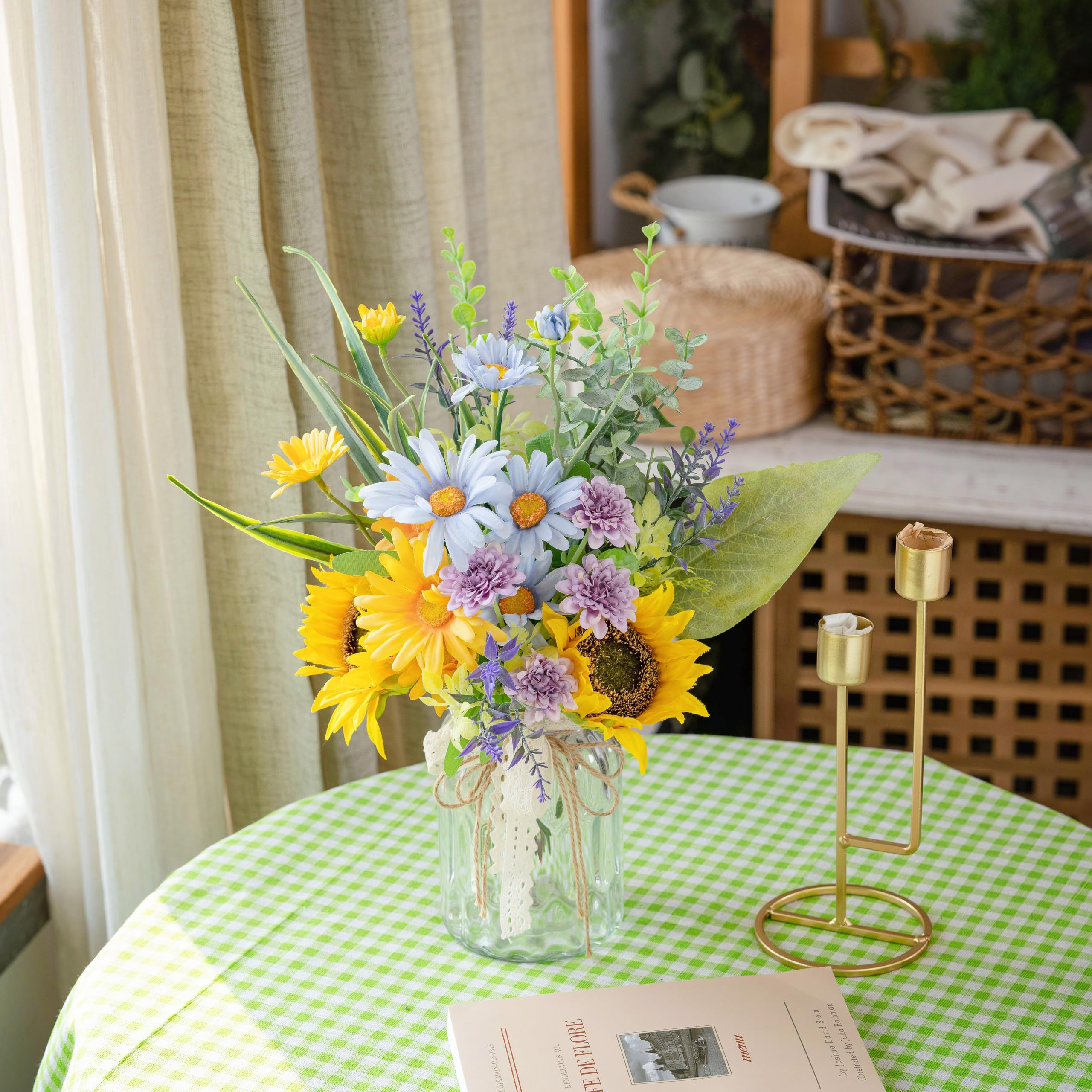 LUEUR wedding or party centerpiece option adds cheerful color to tables