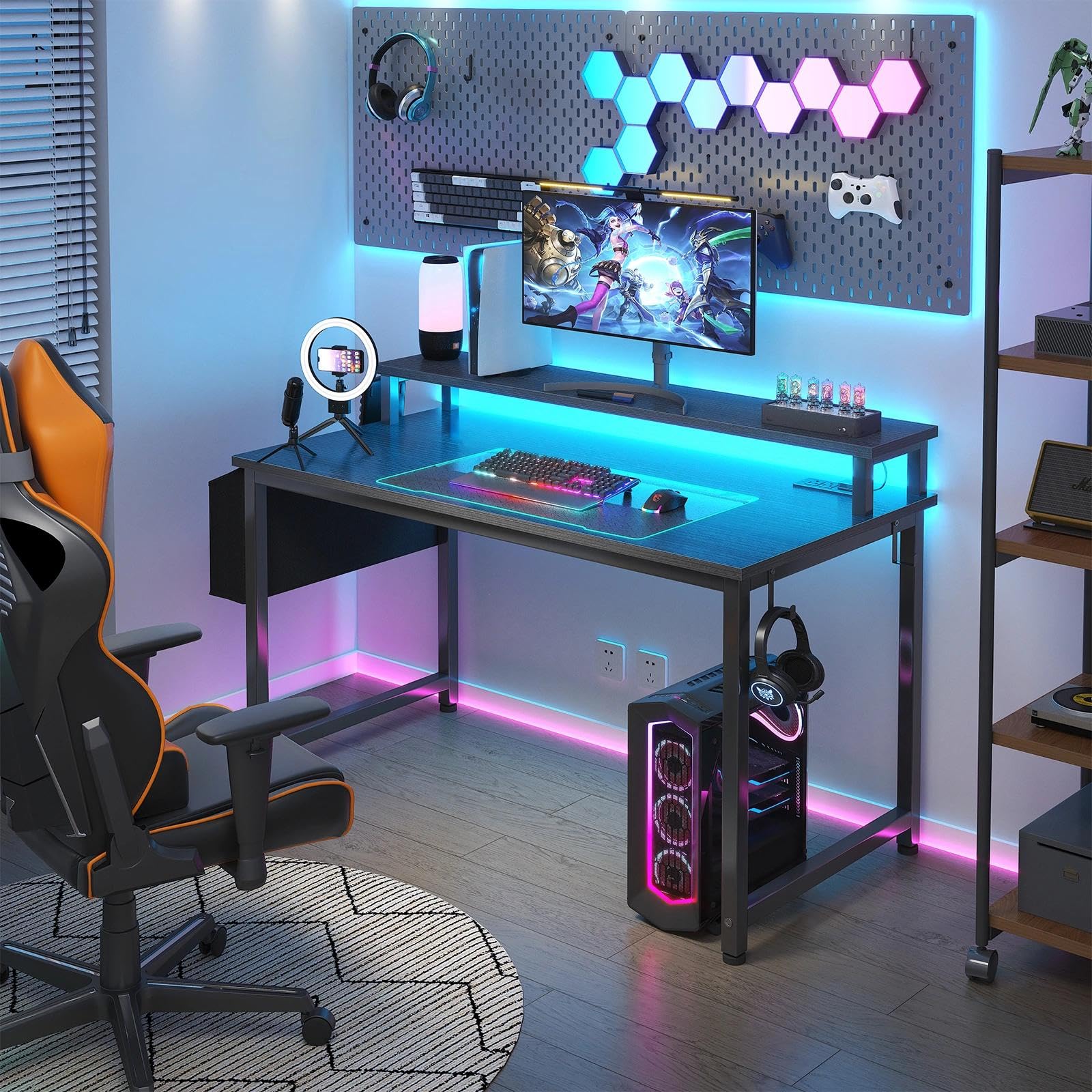 Lufeiya gaming desk monitor stand keeps two screens at eye level.