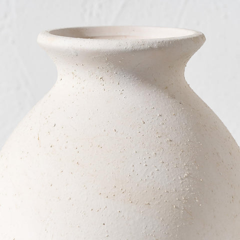 LUKA dried botanicals vase suitable for pampas and arrangements