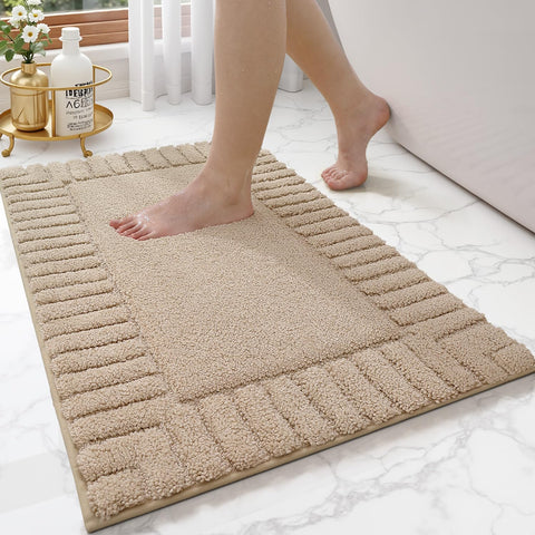 LUMI bath rug ideal for tub and shower daily use