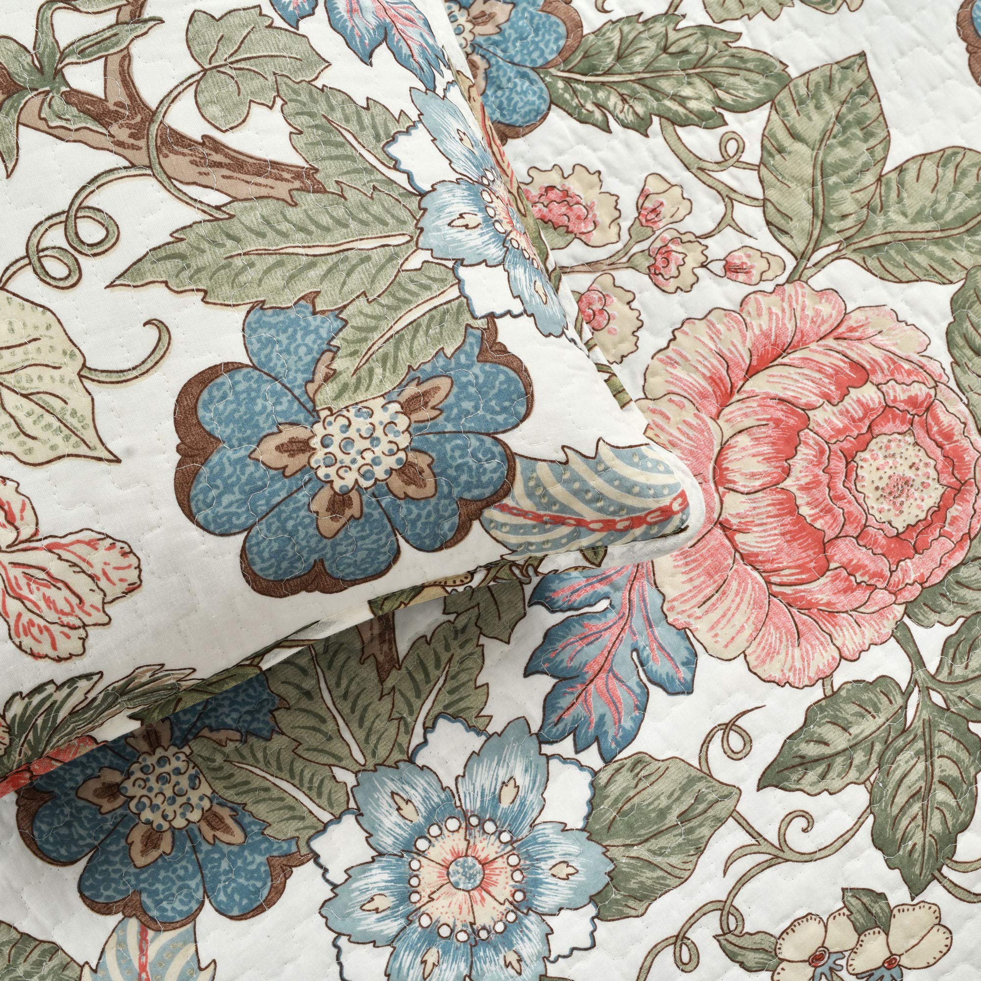 Close-up of soft 100% cotton fabric texture from Sydney quilt