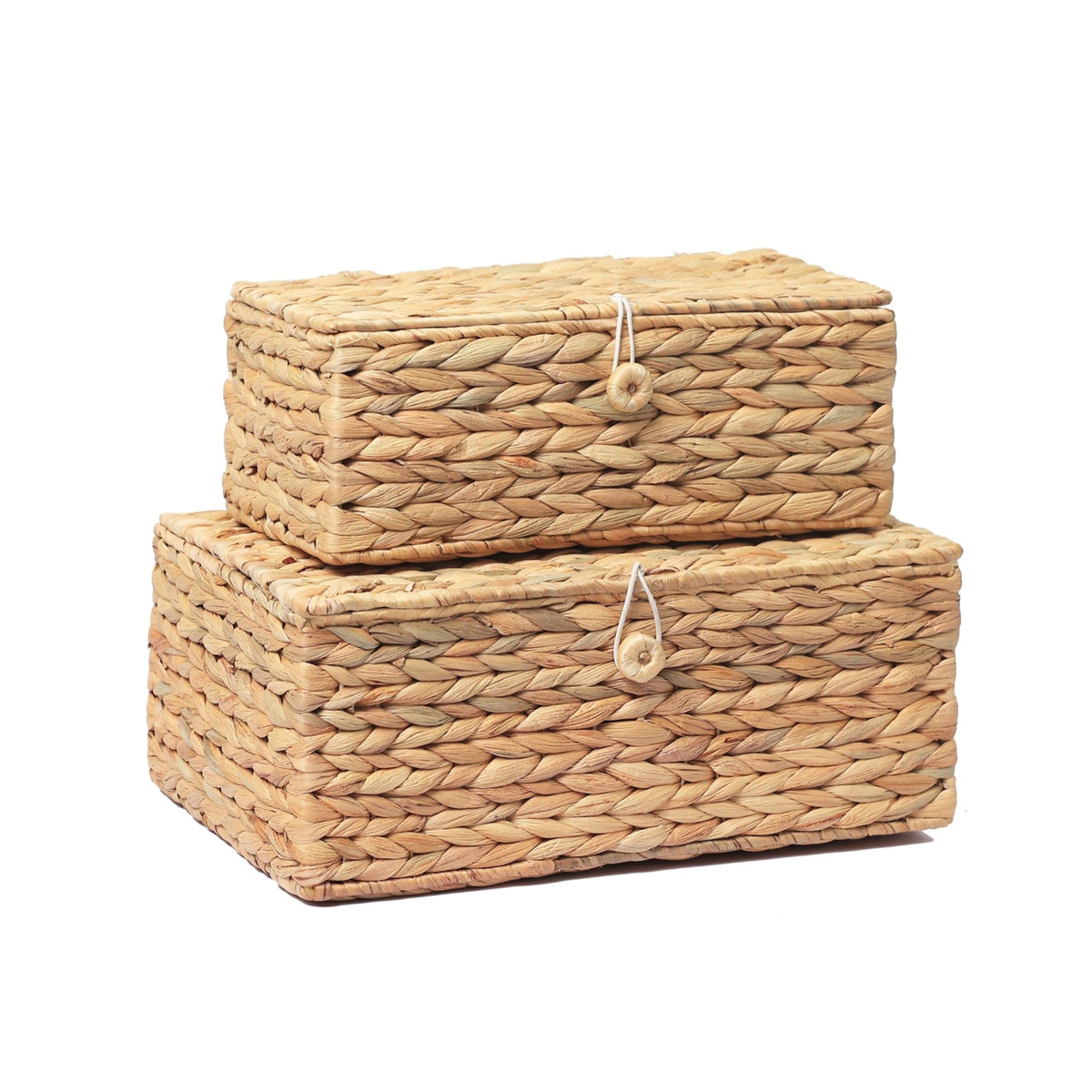 LUSYDECO rectangular wicker storage bin with lid, large size, ideal for shelf organization.
