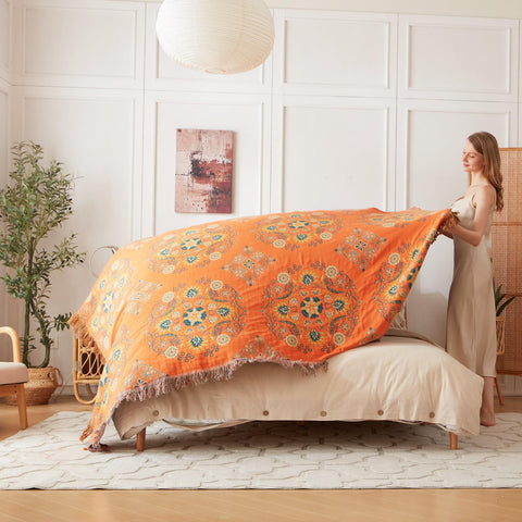 LUTBM gift-ready cotton blanket for holidays and special occasions