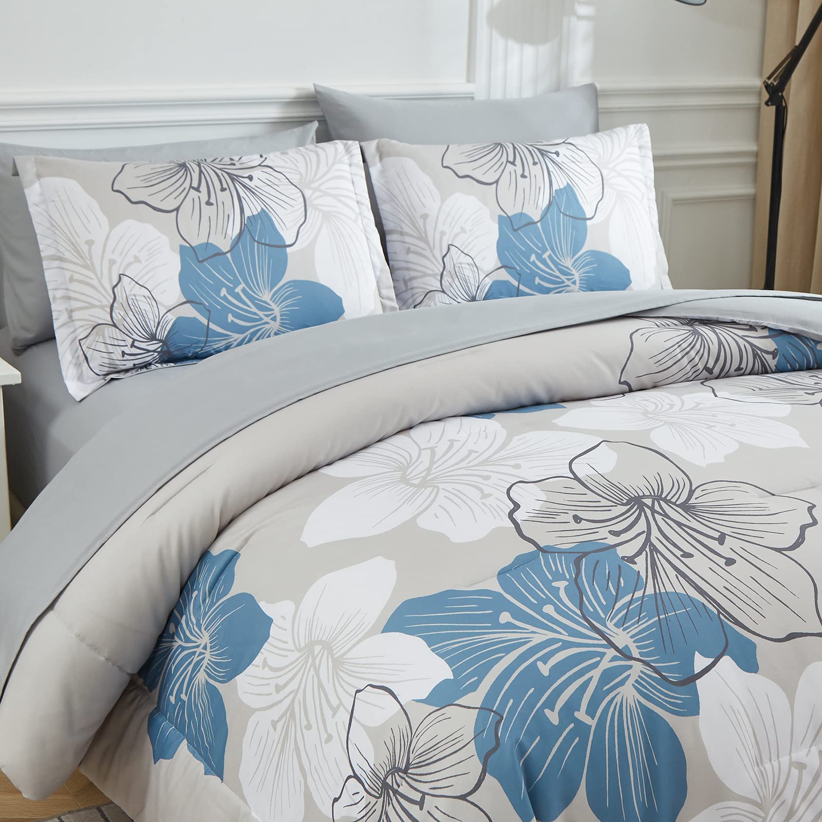 Luxudecor fitted sheet 60x80 with a 12-inch pocket secures mattress securely.