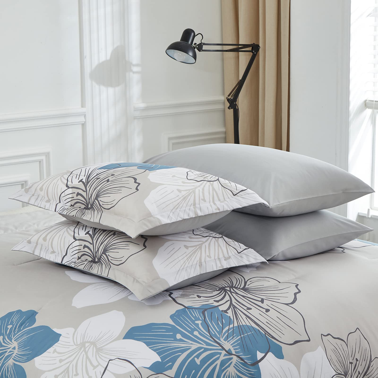 Luxudecor microfiber fabric close-up demonstrates durable, soft weave.