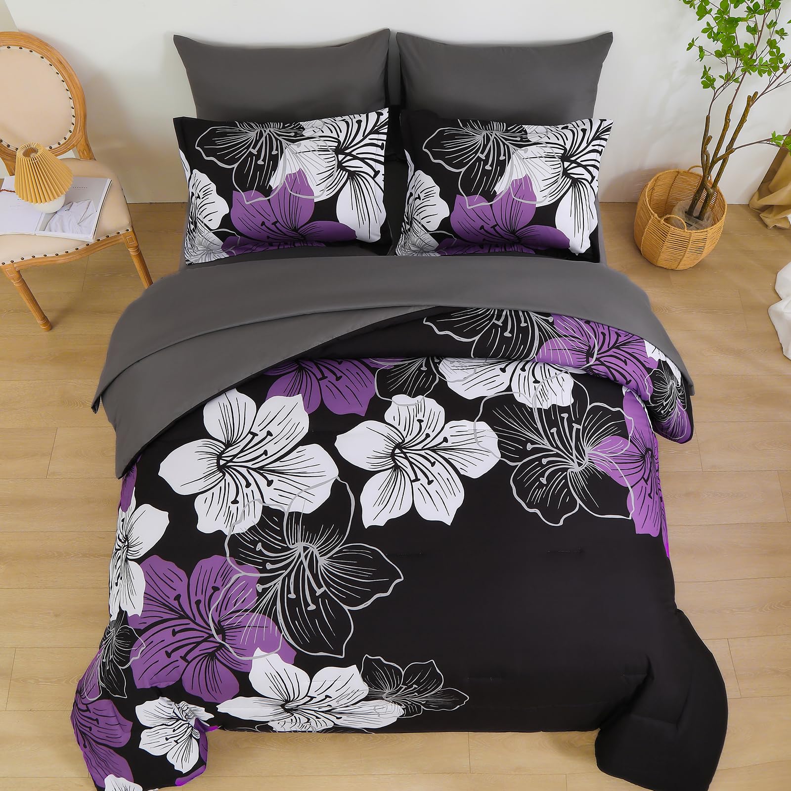 Luxudecor soft microfiber outer fabric offers a cozy, premium feel.