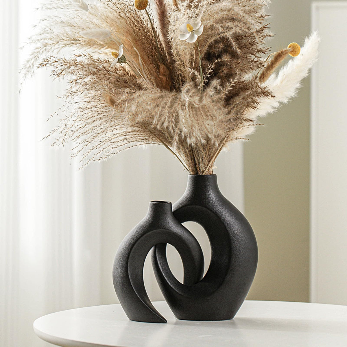 Lvases Snuggle Hollow large vase, front view, ideal for bold florals.