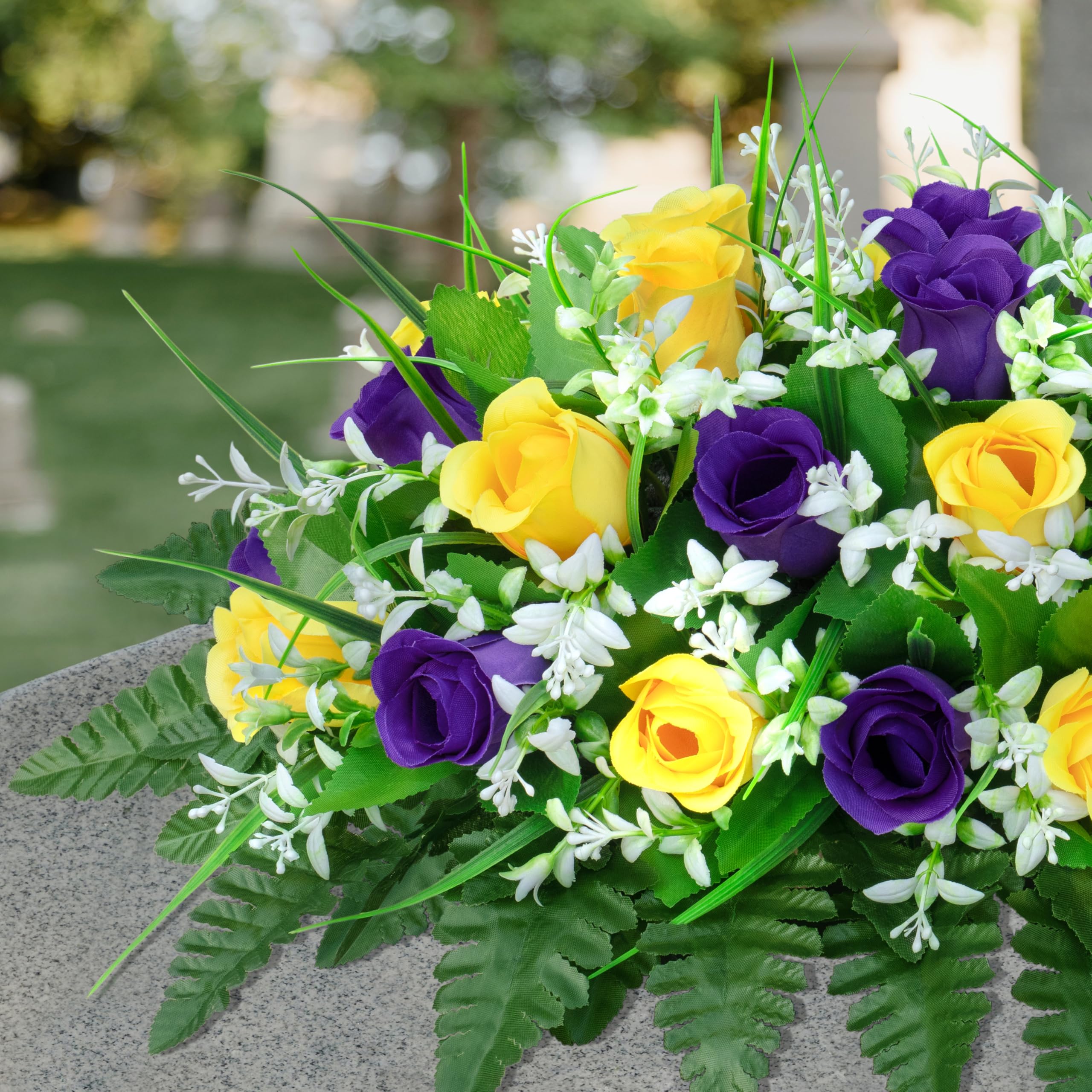 LVXINLI easy-install design simplifies placement on a tombstone.