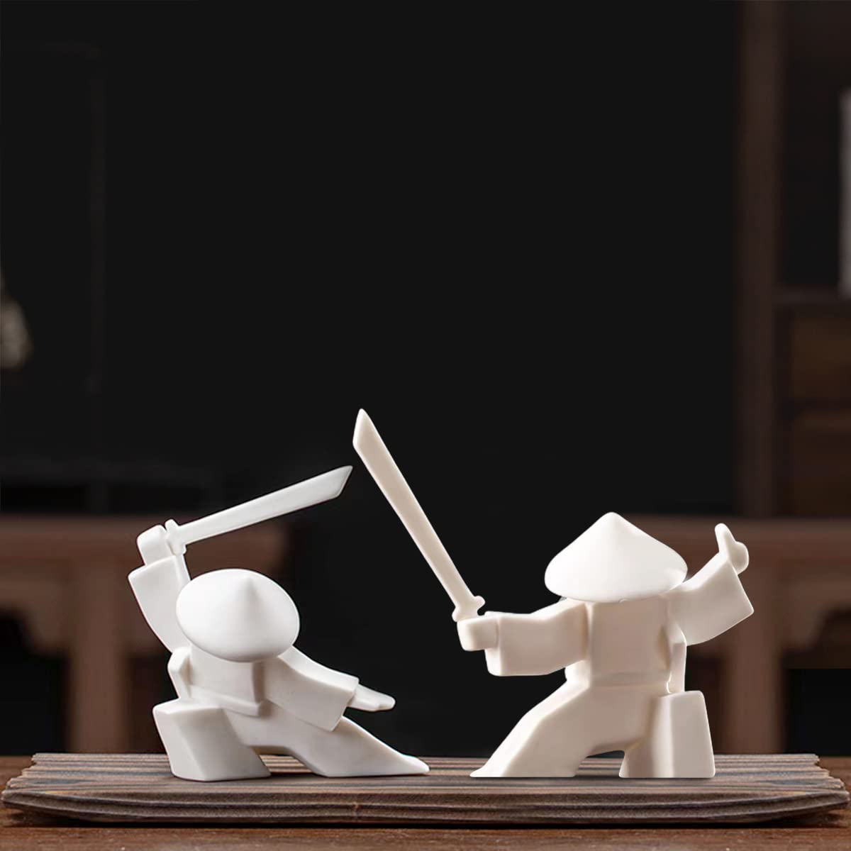 LYART Samurai statue ceramic white2 close-up highlighting craftsmanship and durable design.