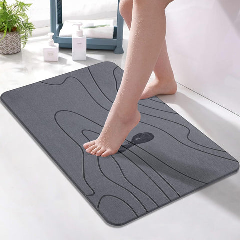 Lydia's Deal pet-bowl area stays clean and slip-free for pets.