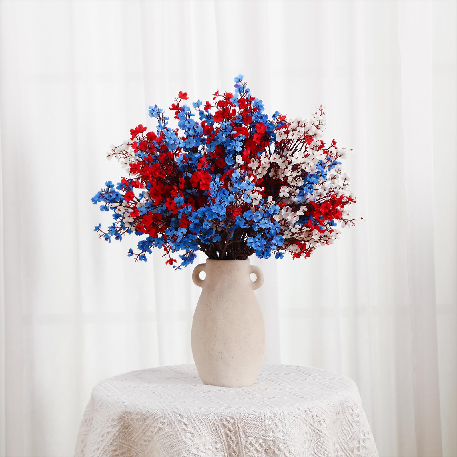 Lyrow babys-breath-like artificial flowers for soft texture in decor.