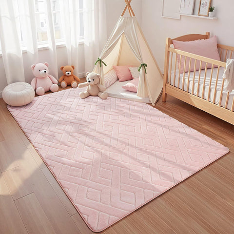 Macgace geometric shag pink texture enhances modern kid spaces.