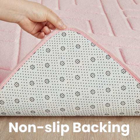 Macgace soft interior rug for cozy reading corners.