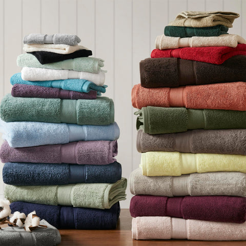 Madison Park washcloth soft-loop closeup, plush feel