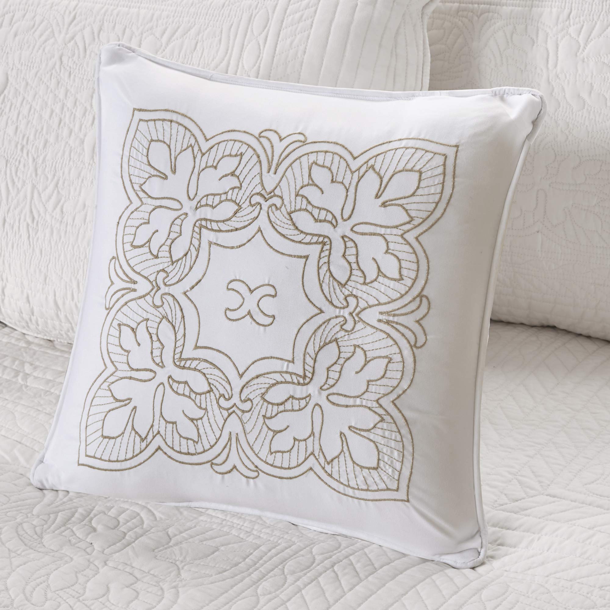 Madison Park bedskirt 15-inch drop creates a polished bedline