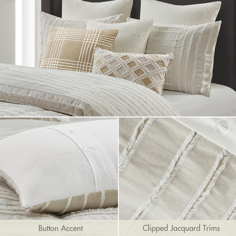 Two King shams complement the ensemble with tailored edges and soft cotton