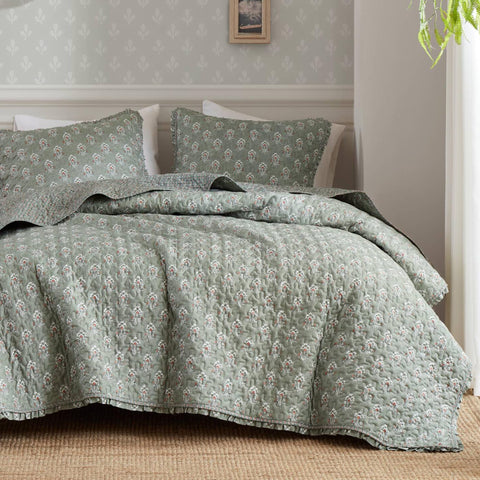 Madison Park Vintage Floral Quilt Queen with soft microfiber and crisp colors