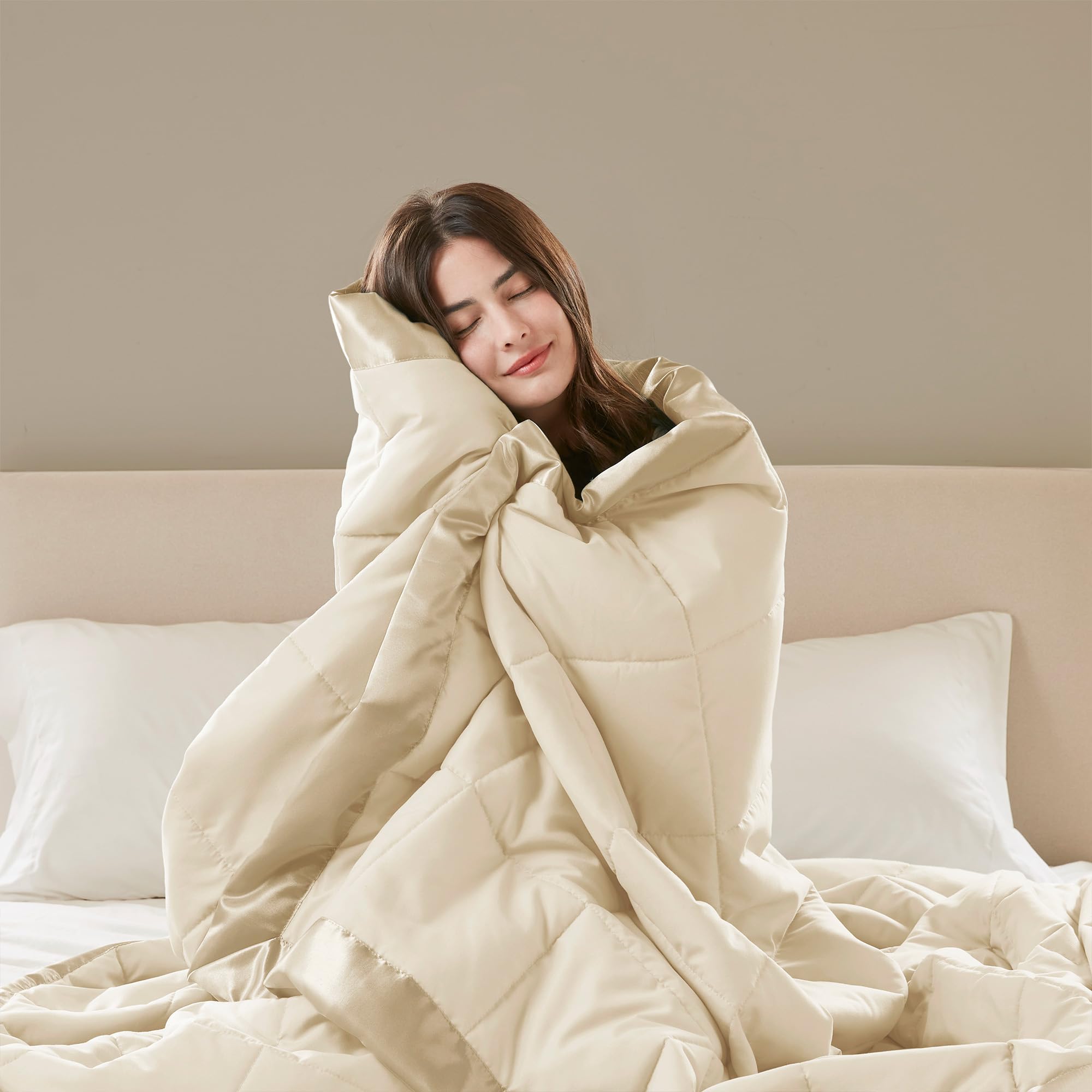 Madison Park Windom moisture-wicking blanket keeps you dry through the night.